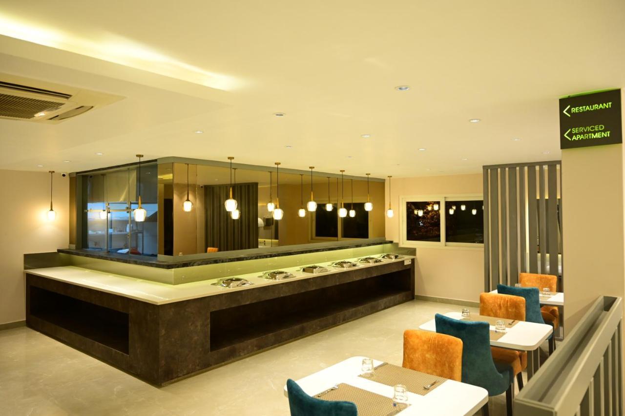 Sterling Keys By Tgi Hotel Bangalore Bagian luar foto