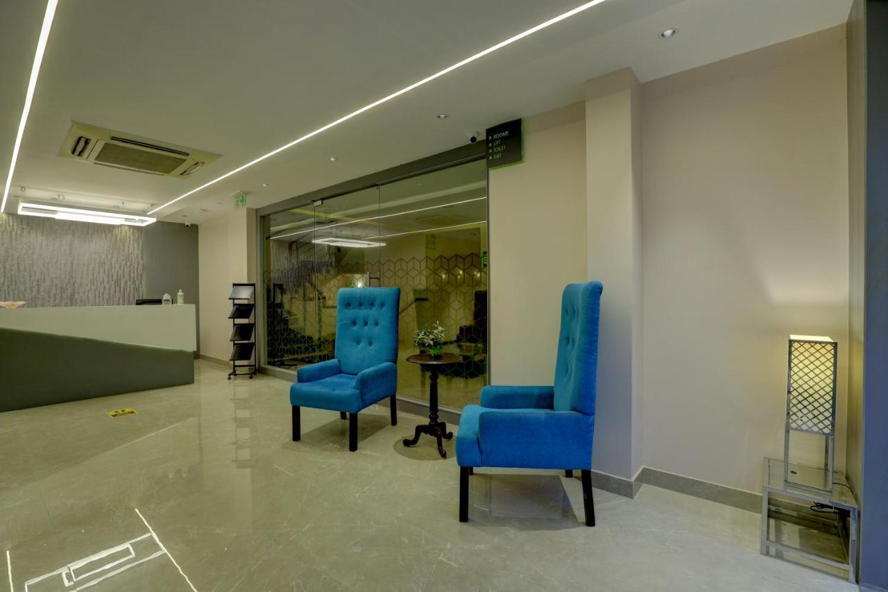Sterling Keys By Tgi Hotel Bangalore Bagian luar foto